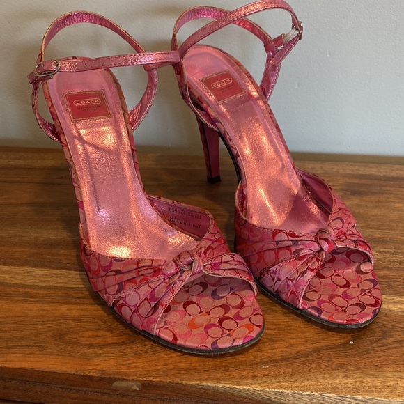 Coach Pink Signature Elisa Sandals - Picture 8 of 10